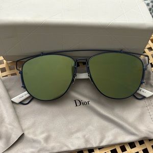 Preown Christian dior